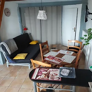 Maison d'hôtes Bellevue 3 Rue Du Bourg A Montastruc 47380 Entrée Indépendante, Montastruc (Hautes-Pyrenees)